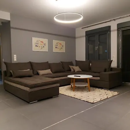 Square 1 Apartament Tríkala