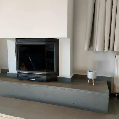 Square Apartment