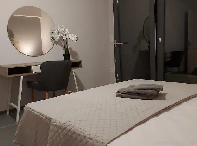 Διαμέρισμα Square 1