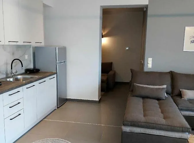 Διαμέρισμα Square 1 *