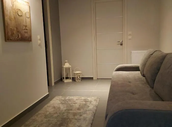 Square 1 * Τρίκαλα