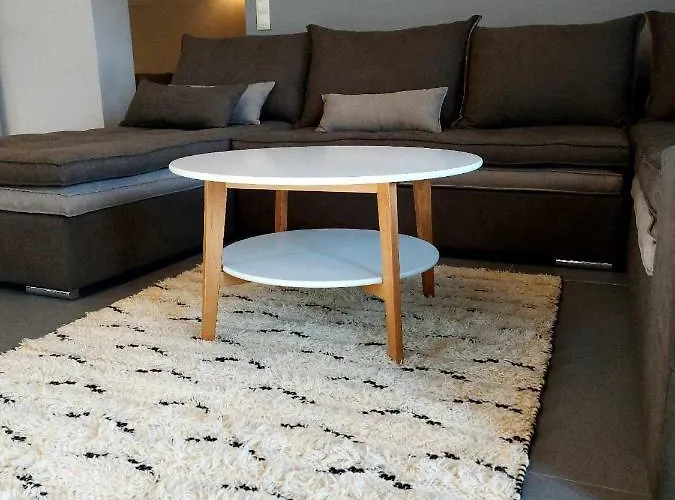 Square 1 Τρίκαλα