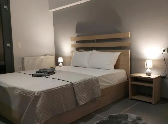 Διαμέρισμα Square 1 *